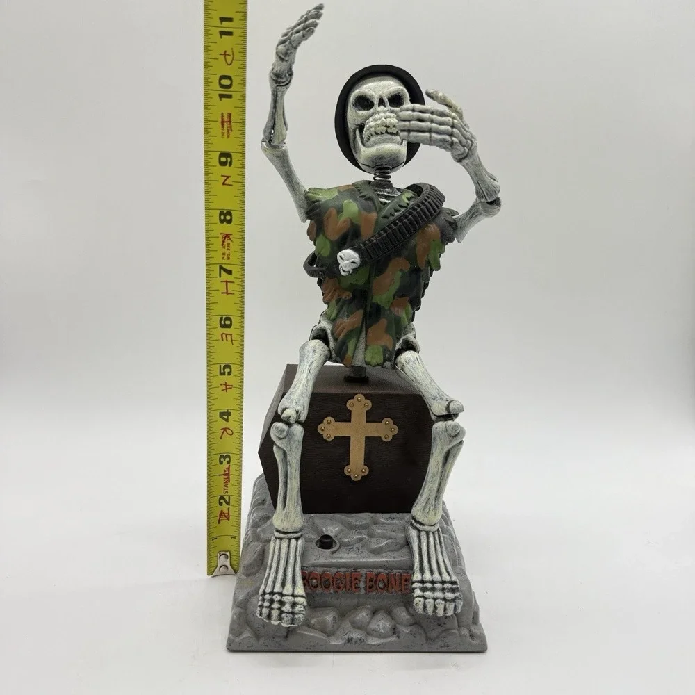 Funrise Boogie Bones Dancing Singing Soldier Ace Spades Skeleton Halloween W Box
